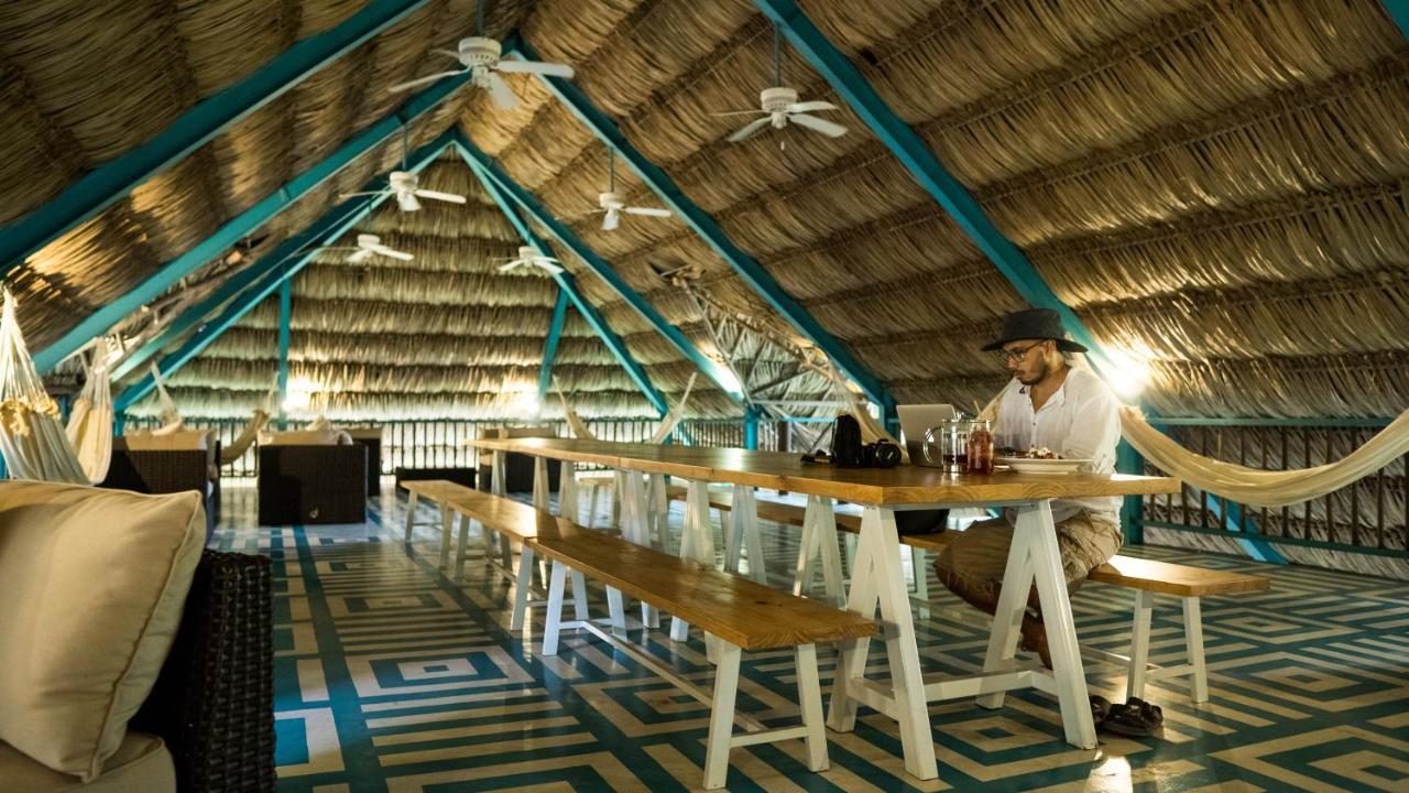 Jungle Lodge Tikal Hostal Екстер'єр фото