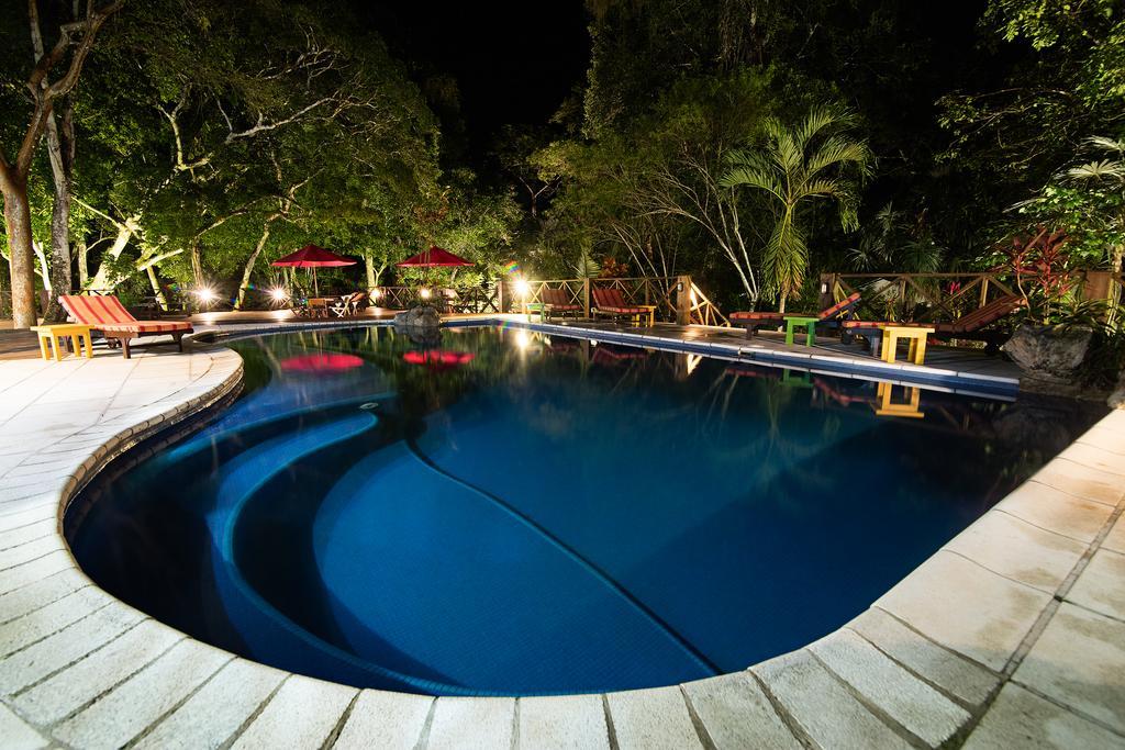 Jungle Lodge Tikal Hostal Екстер'єр фото