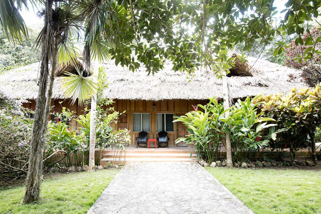 Jungle Lodge Tikal Hostal Екстер'єр фото