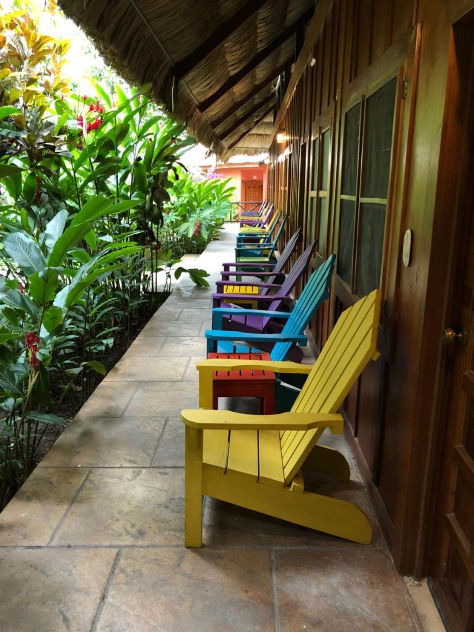 Jungle Lodge Tikal Hostal Екстер'єр фото